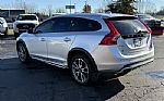 2015 V60 Cross Country T5 Thumbnail 7