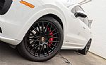 2022 Cayenne Thumbnail 4