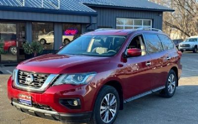 Photo of a 2018 Nissan Pathfinder S for sale