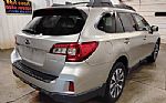 2017 Outback Thumbnail 3