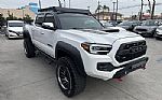 2016 Tacoma Double Cab Limited Thumbnail 3