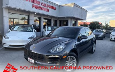 Photo of a 2018 Porsche Macan SUV for sale