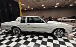 1982 Delta Eighty-Eight Royale Thumbnail 17
