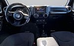 2016 Wrangler Thumbnail 14
