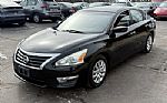 2015 Altima 2.5 Thumbnail 3