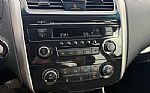 2015 Altima 2.5 Thumbnail 15