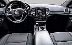 2020 Grand Cherokee Thumbnail 14
