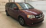 2017 Grand Caravan Thumbnail 2