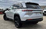 2024 Grand Cherokee Thumbnail 6