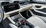 2025 Urus Thumbnail 16