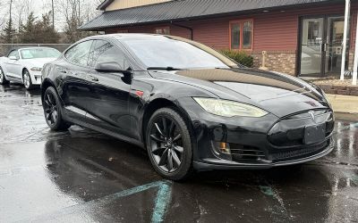 Photo of a 2013 Tesla Model S Performance Sedan for sale
