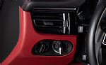 2024 Macan Thumbnail 40