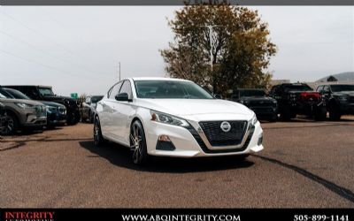 Photo of a 2021 Nissan Altima 2.5 SR Sedan for sale