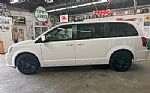 2019 Grand Caravan Thumbnail 2