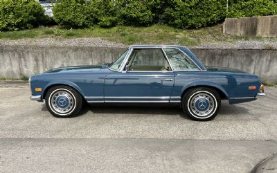 Photo of a 1971 Mercedes-Benz 280SL Pagoda Roadster for sale