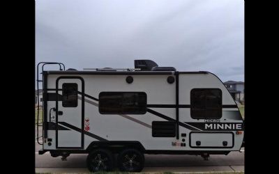 Photo of a 2023 Winnebago Micro Minnie 1720FB Travel Trailer for sale