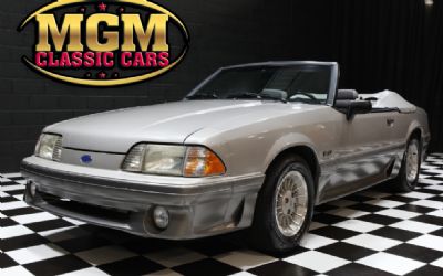 1990 Ford Mustang 
