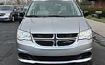 2017 Grand Caravan SE Thumbnail 2