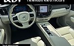 2022 XC60 Recharge Plug-In Hybrid Thumbnail 17