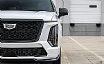 2025 Escalade Thumbnail 32