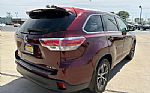 2016 Highlander Thumbnail 11