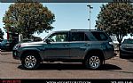 2023 4Runner TRD Off-Road Premium Thumbnail 4