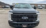 2025 Super Duty F-350 SRW Thumbnail 9