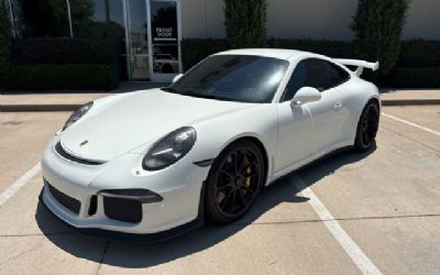 Photo of a 2015 Porsche 911 GT3 Ceramic Brakes Sport Chrono Sound Package Plus for sale