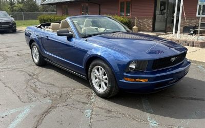 Photo of a 2008 Ford Mustang V6 Convertible Convertible for sale