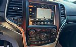 2017 Grand Cherokee Thumbnail 15