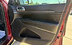 2017 Grand Cherokee Thumbnail 37