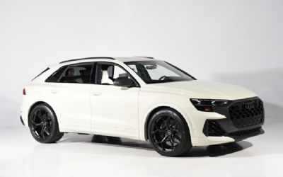 Photo of a 2025 Audi RS Q8 Performance for sale