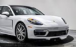 2023 Panamera Thumbnail 26