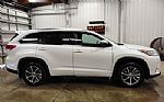 2018 Highlander Thumbnail 2
