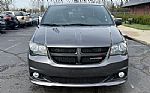 2018 Grand Caravan SE Thumbnail 2