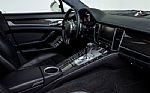 2016 Panamera GTS Thumbnail 28