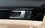 2022 Panamera Thumbnail 12