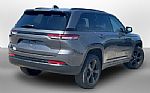 2023 Grand Cherokee Thumbnail 10