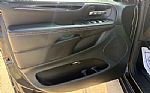 2018 Grand Caravan Thumbnail 32
