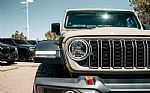 2025 Gladiator Rubicon Thumbnail 65