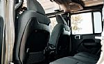 2025 Gladiator Rubicon Thumbnail 98