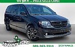 2019 Grand Caravan Thumbnail 1