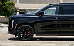 2026 Escalade ESV Thumbnail 8