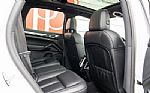 2018 Cayenne Thumbnail 33