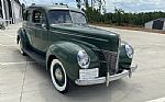 1940 Deluxe Sedan Thumbnail 2