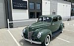 1940 Deluxe Sedan Thumbnail 1