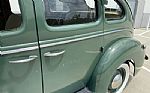 1940 Deluxe Sedan Thumbnail 11