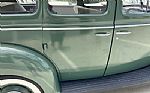 1940 Deluxe Sedan Thumbnail 17