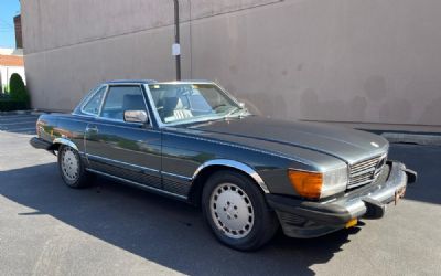 1986 Mercedes-Benz 560SL 