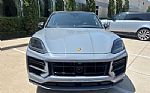 2024 Cayenne Coupe Thumbnail 3